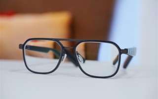 眼镜半钛怎么看，眼镜半钛怎么看好坏