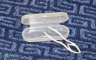 怎么用夹子取隐形眼镜，怎么用夹子取隐形眼镜最容易