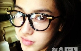 脸黑的皮肤戴什么眼镜，脸黑的皮肤戴什么眼镜好看