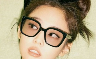 圆脸的人戴什么眼镜，圆脸的人戴什么眼镜框好看